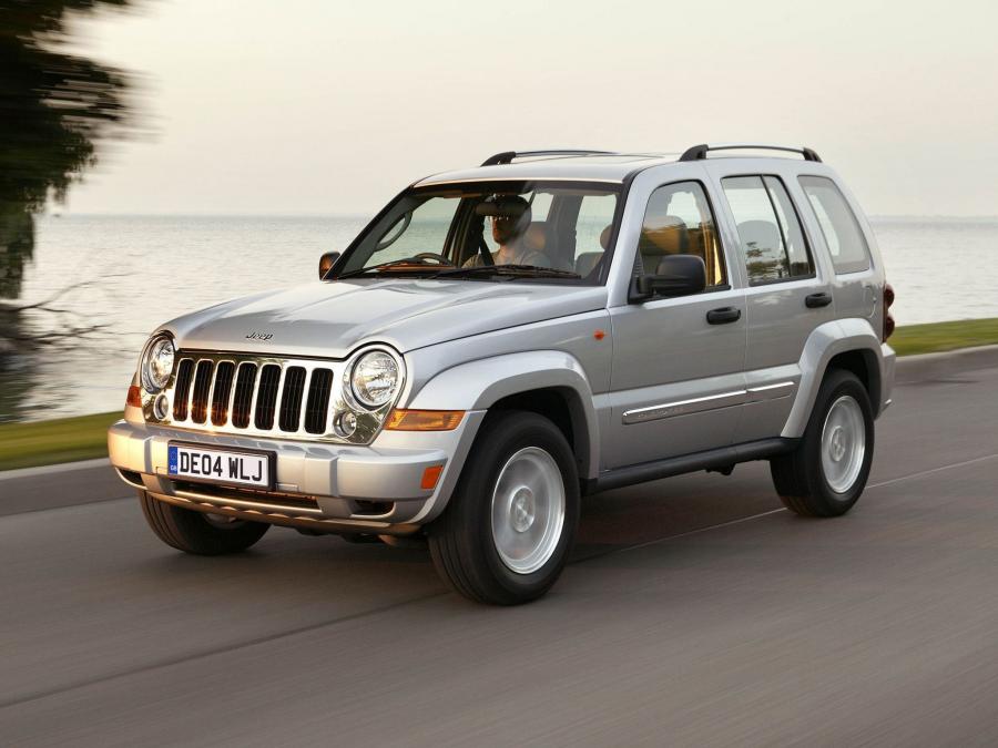  Jeep Cherokee Limited 2005 года  (UK) (фото 21 из 30)